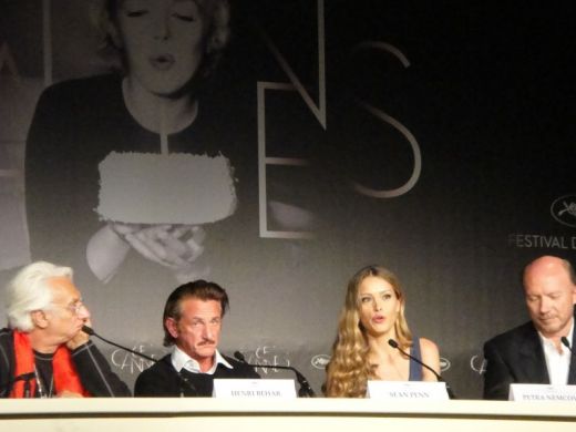 Sean Penn, Petra Nemcova et Paul Haggis