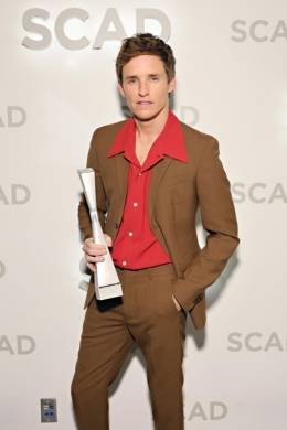 Eddie Redmayne receives Virtuoso Award at SCAD Savannah Film Festival