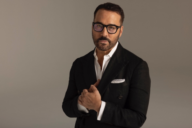 Jeremy_Piven_Look01_0151.jpeg